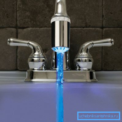 Los grifos de la bañera siempre tienen un grifo. Los grifos de la bañera siempre tienen un grifo.