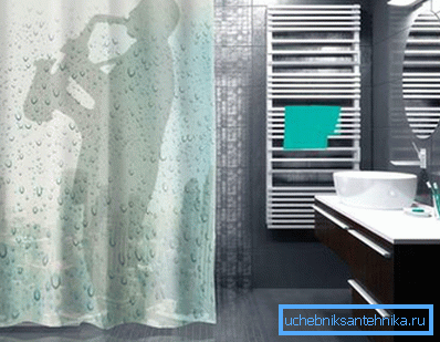 Contrariamente a la creencia popular, una cortina de baño puede decorar un baño completamente moderno. Contrariamente a la creencia popular, una cortina de baño puede decorar un baño completamente moderno.