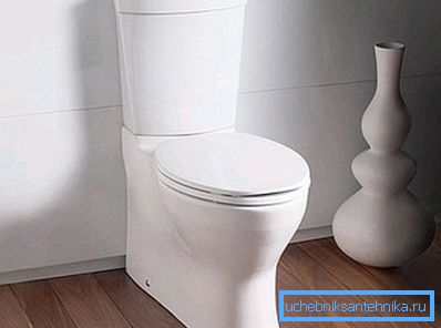 La posibilidad de instalar cerca de la pared: una gran ventaja para los baños pequeños La posibilidad de instalar cerca de la pared: una gran ventaja para los baños pequeños