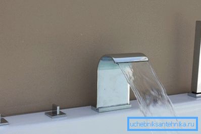 Los modelos de embutir para instalar en un baño regular son bastante difíciles. Los modelos de embutir para instalar en un baño regular son bastante difíciles.