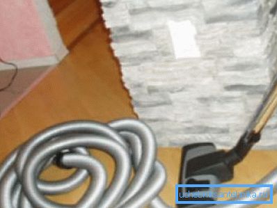 Debido a su elasticidad, las mangueras corrugadas se utilizan para aspiradoras portátiles. Debido a su elasticidad, las mangueras corrugadas se utilizan para aspiradoras portátiles.