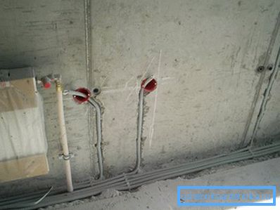 Cable tendido en la pared Cable tendido en la pared