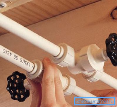 Reemplazo de tuberías de agua en un apartamento: puede hacer este trabajo de manera rápida y eficiente con sus propias manos. Reemplazo de tuberías de agua en un apartamento: puede hacer este trabajo de manera rápida y eficiente con sus propias manos.