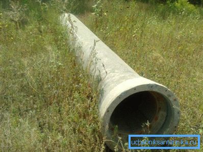 Construcción de hormigón armado para alcantarillado. Construcción de hormigón armado para alcantarillado.